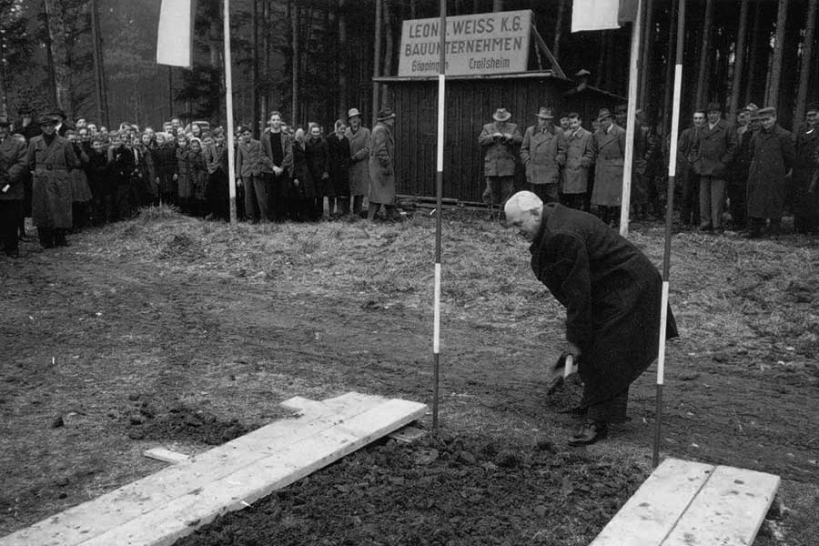  Spatenstich für den ersten Leitungsbauabschnitt bei Bergbronn am 22.02.1954.